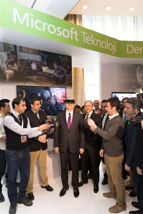 M­i­c­r­o­s­o­f­t­ ­A­n­k­a­r­a­ ­Z­i­r­v­e­s­i­ ­’­n­d­e­ ­d­i­j­i­t­a­l­ ­d­ö­n­ü­ş­ü­m­ ­k­o­n­u­ş­u­l­d­u­